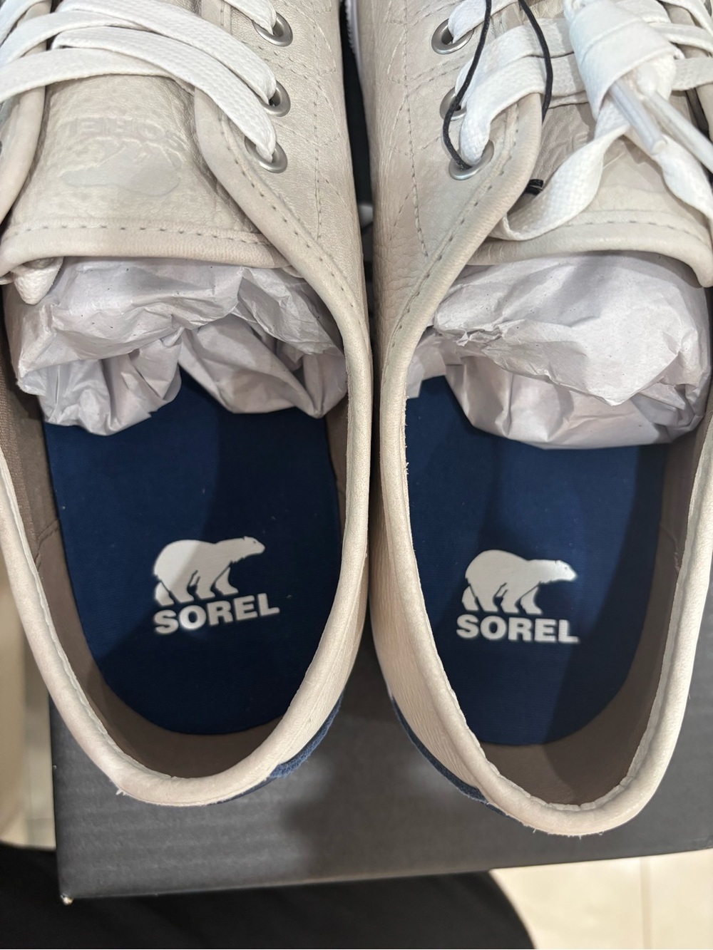 Sorel Men's Caribou Sneaker Low - Waterproof NWT. White, Fungi. Size 13 - Picture 2 of 9